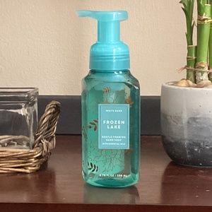 2 Bath & Body Works Frozen Lake Foaming Hand Soap